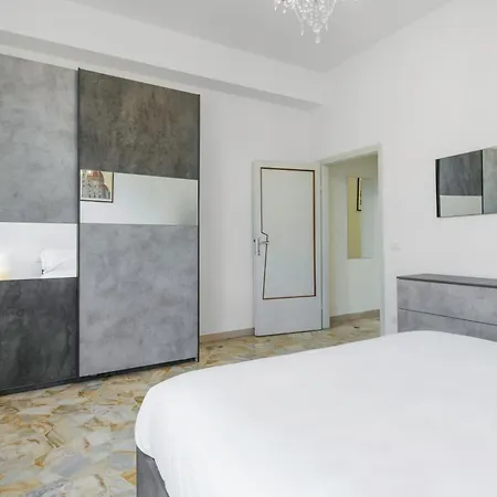Romina Apartment, Florence, Campo Marte Floransa